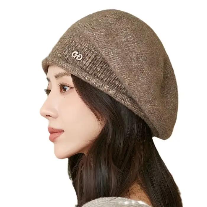 Béret tricoté tendance pour femme