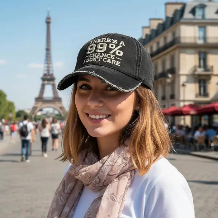 Casquette en jean déchiré ajustable avec broderie amusante « There Is A 99% Chance I Dont Care »
