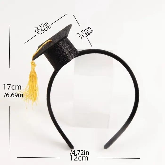 Mini chapeau de docteur pour la saison des diplômes