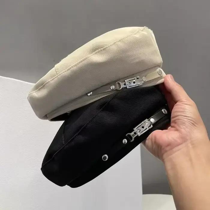 Béret coréen avec structure en métal pour femme