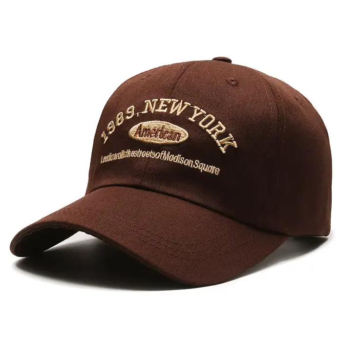 Casquette sportive en coton polyester unisexe avec visière large pour homme et femme pour sorties en plein air et occasions décontractées