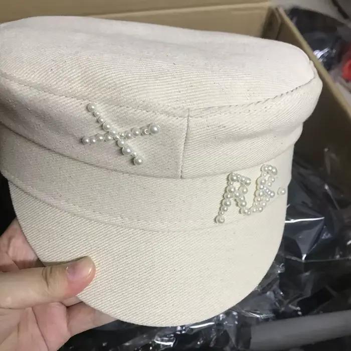 Casquettes de journal chics pour femmes
