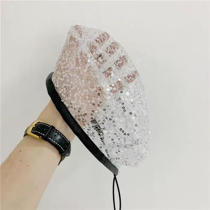 Béret en dentelle et maille à paillettes pour femmes