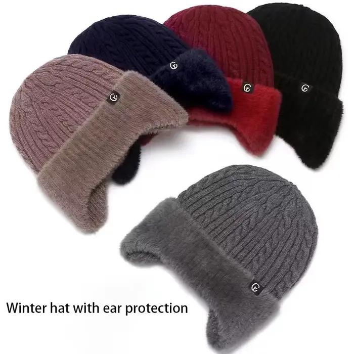 Nouveau Modèle 2026 – Bonnet Tricoté Hiver pour Personnes Âgées – Chapeau Chaud pour Femme et Homme – Protection des Oreilles pour Adultes et Seniors
