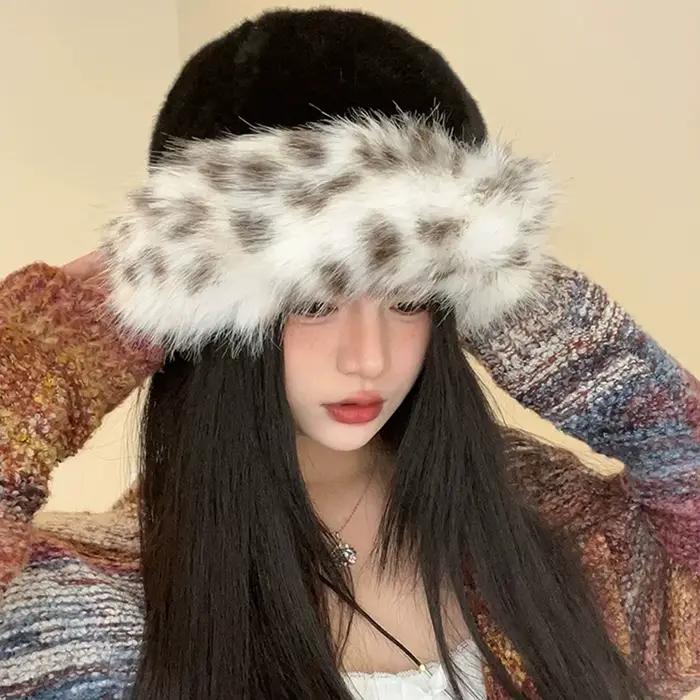 Chapeau chaud d'hiver pour femmes