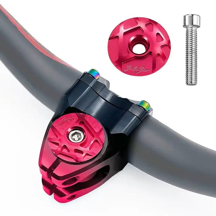 Capuchon supérieur de casque de vélo avec boulons