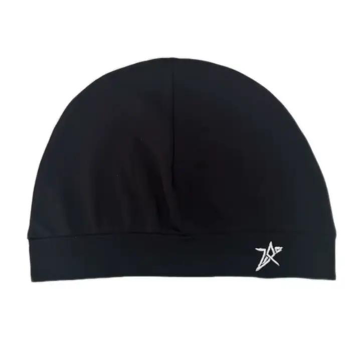 Casquette tête de mort brodée d'étoiles