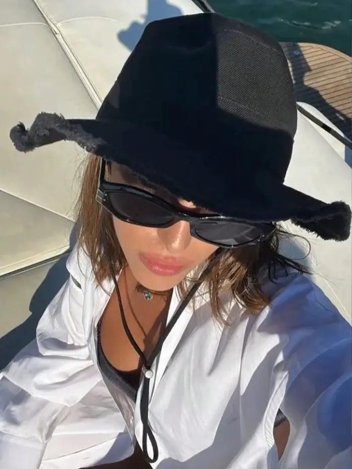 Chapeau seau pour femme avec finition vieillie et cordon de serrage