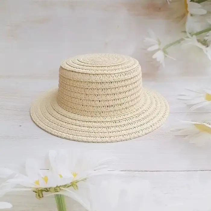 Chapeaux en paille jaunes tressés mignons de plusieurs tailles pour loisirs créatifs