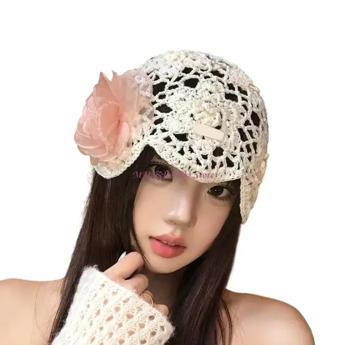 Chapeau crochet artisanal féminin 49ME avec dentelle arrangements complexes