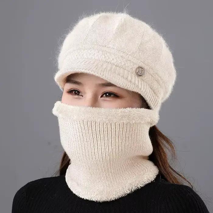 Bonnet en fourrure de lapin tricoté chaud pour femme tendance et polyvalent pour l'automne et l'hiver occassions quotidiennes et voyages