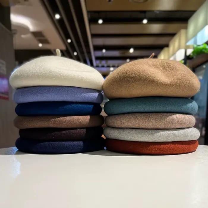 Bérets en laine élégants pour femmes