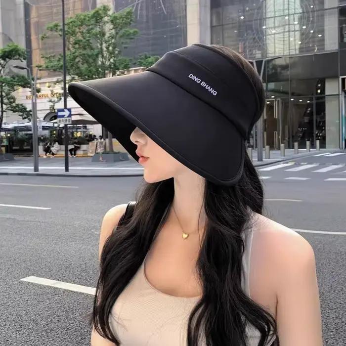 Chapeau de soleil gris pour femme