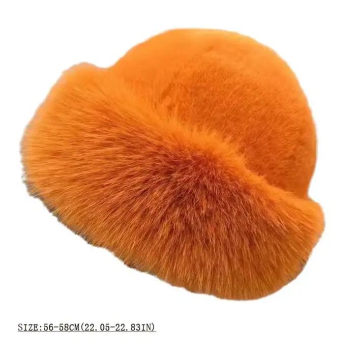 Chapeau en fourrure moelleux pour femme