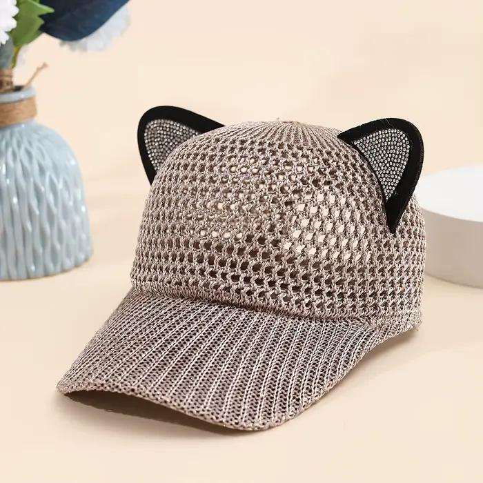 Casquette de baseball à oreilles de chat avec accents en maille — Chapeau d'été pour femme