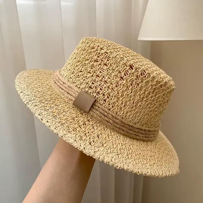 Chapeau de paille rétro coréen ajouré à dessus plat pour femme