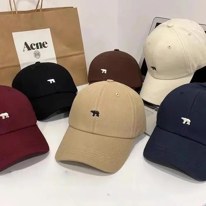 【R】Casquette de baseball brodée avec un motif d'ours