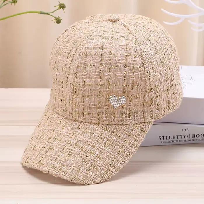 Casquette de baseball élégante pour femmes motif plaid fil doré protection solaire ajustement réglable pour sports plein air
