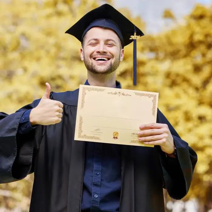 Casquette de remise de diplôme mate unisexe avec breloque à pompon de 2026 ans