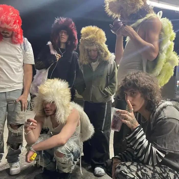 Bonnet rond en fausse fourrure de raton laveur pour femmes