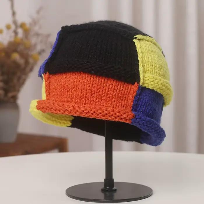 Chapeau de protection des oreilles bouclées pour femmes