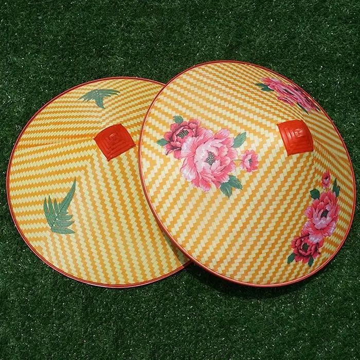 Chapeau rétro chinois en bambou et rotin