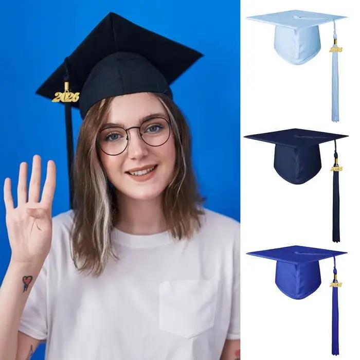 Casquette de remise de diplôme mate unisexe avec breloque à pompon de 2026 ans