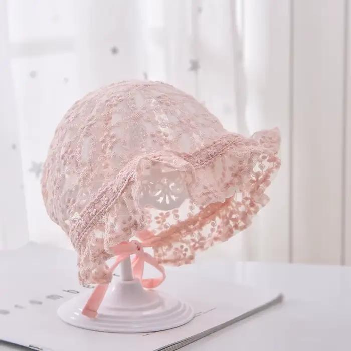 Chapeau de princesse en dentelle brodée pour bébé