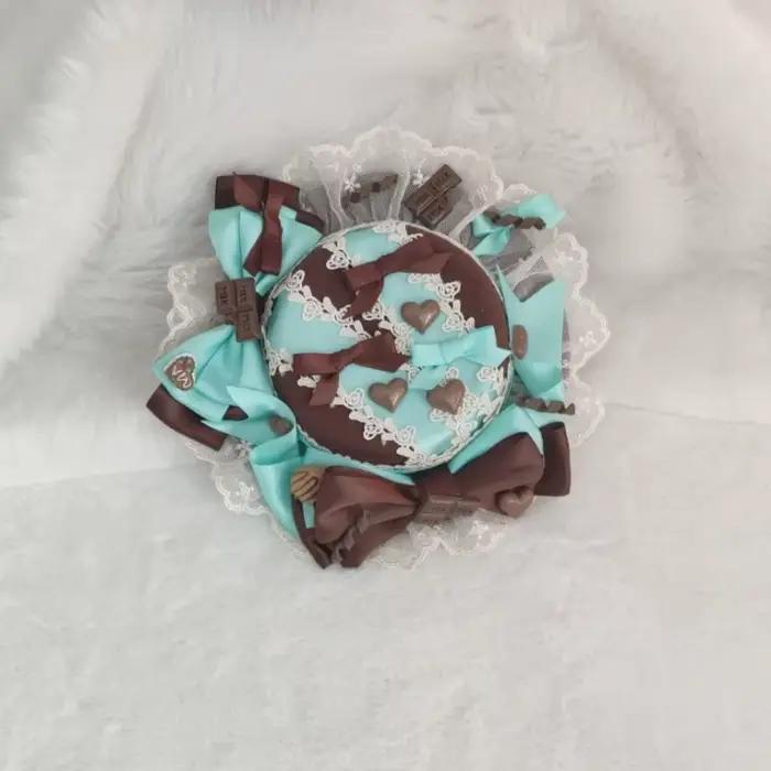 Chapeau plat glamour couleur chocolat menthe Lolita
