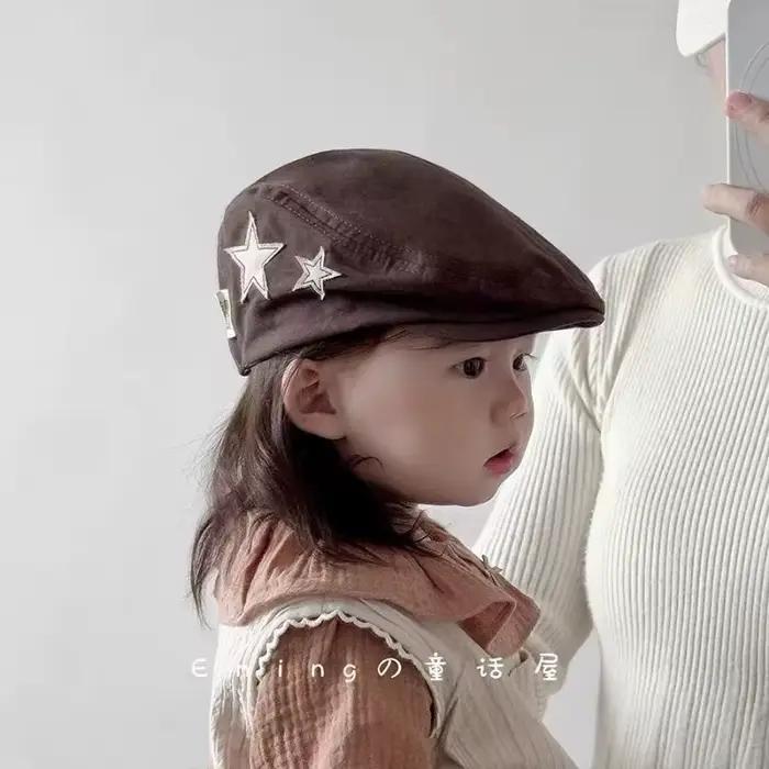 Chapeau de journal étoile rétro pour enfants: printemps automne