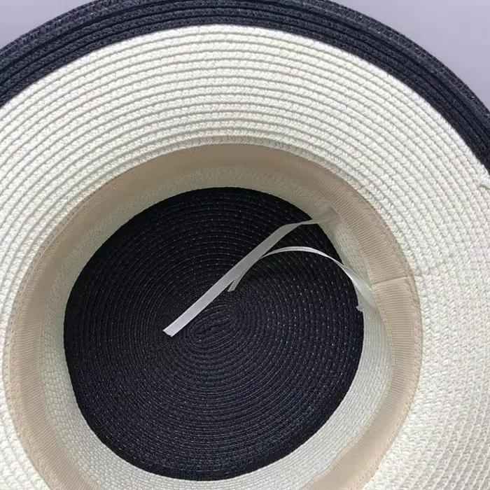 Chapeau de paille chic à dessus plat pour femmes multifonctionnel adapté aux quatre saisons occassions festives travail détente et vacances