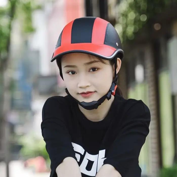 Casque de vélo de style casquette de baseball réglable pour hommes et femmes protection solaire et pluie haute qualité matériaux ABS pour sécurité et confort occassions spéciales et activités de plein air