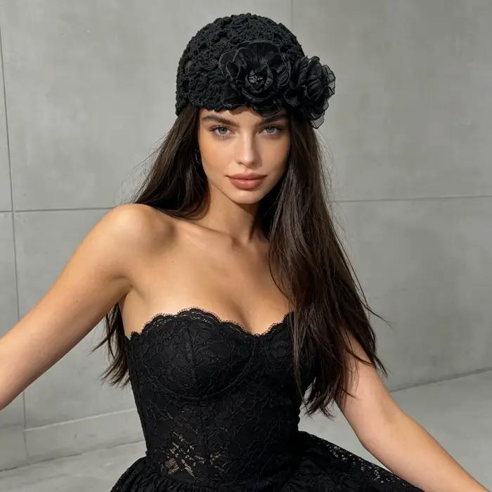 Bonnet tricoté ajouré à motif floral Printemps-Été