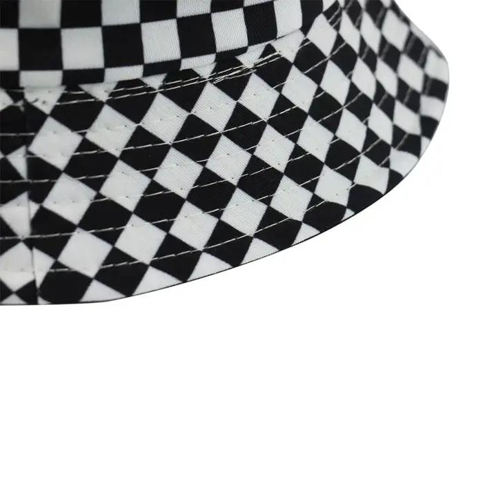 Chapeau de pêcheur à carreaux noir et blanc