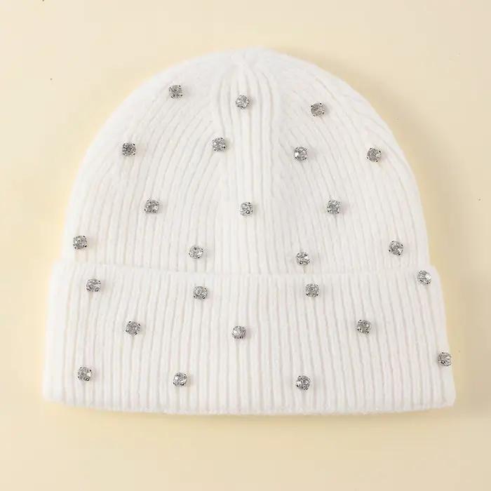 2025 automne hiver nouveau léger luxe eau diamant tricoté chapeau femmes polyvalent chaud Protection des oreilles résistant au froid casquettes tricotées chapeaux