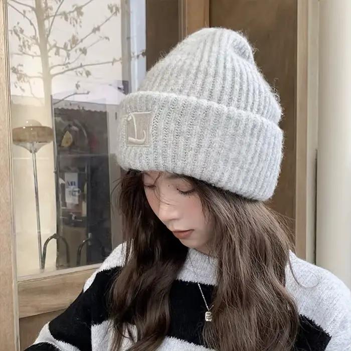 Chapeau tricoté épais pour femmes