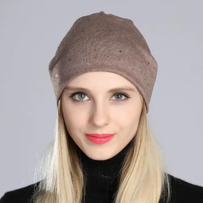 Geebro Bonnet femme avec strass dames printemps couleur unie coton tricoté bonnets amples