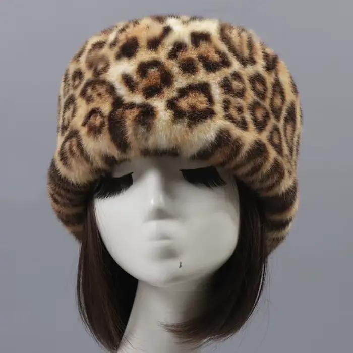 Femmes chapeau d'hiver léopard fausse fourrure