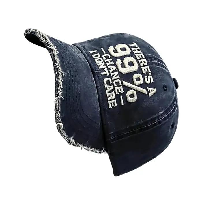 Casquette en jean déchiré ajustable avec broderie amusante « There Is A 99% Chance I Dont Care »