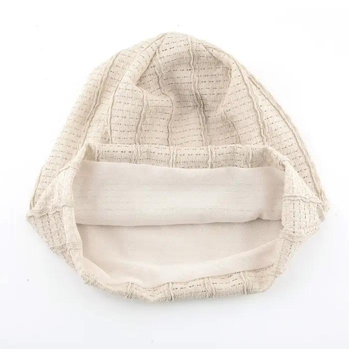 Bonnet décontracté en tricot à rayures en dentelle pour femme