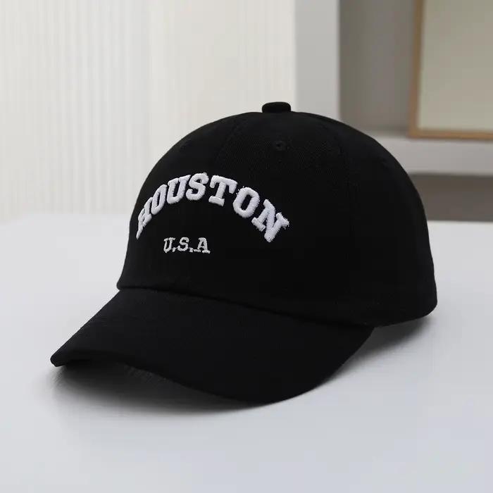 Chapeau de baseball à style rue vintage en motif de lettres courbes