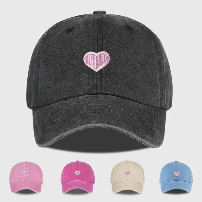 Casquette de baseball vintage brodée de cœurs roses : décontractée