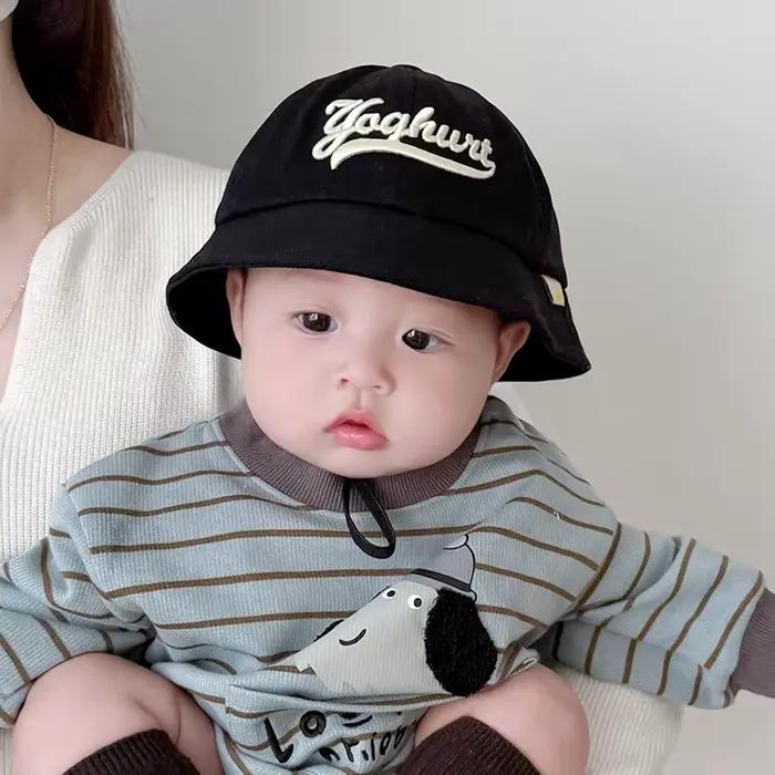 Chapeau brodé Alphabet pour bébé, chapeau de pêcheur en coton et polyester, pare-soleil élégant pour enfants de 1 à 3 ans, pour sorties printanières et automnales